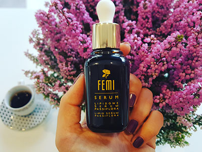 Serum – co to za kosmetyk, jak działa i dlaczego warto je stosować?