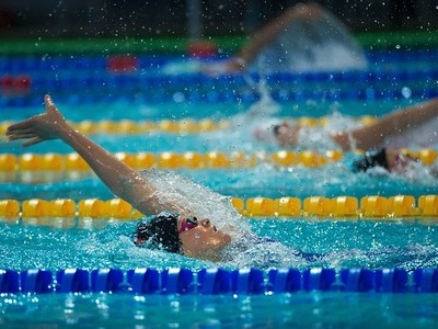 Sport to zdrowie - problemy skórne pływaków i pływaczek- jak im zaradzić?