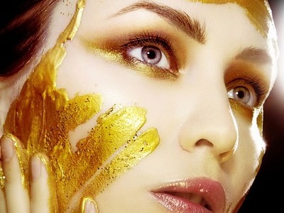 Złoto koloidalne – drogocenny składnik kosmetyków – co o nim wiemy?