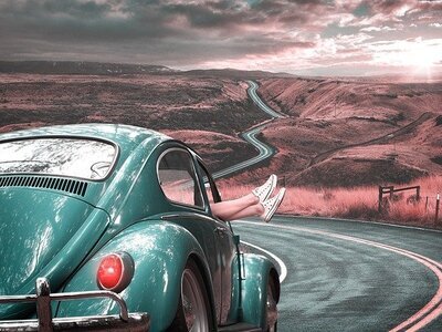 Jak powinna wyglądać pielęgnacja cery w podróży?